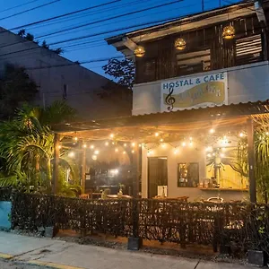  Hostal Cha Cha Cha